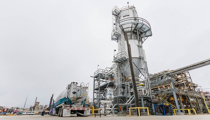 ExxonMobil starts operations at large-scale recycling facility