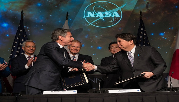 US, Japan Sign Space Collaboration Agreement at NASA Headquarters
